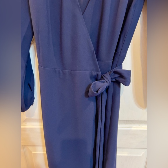 J. Crew navy blue wrap dress.  V-neck 3/4 sleeve fully lined. Perfection. Size 2 - Picture 2 of 7